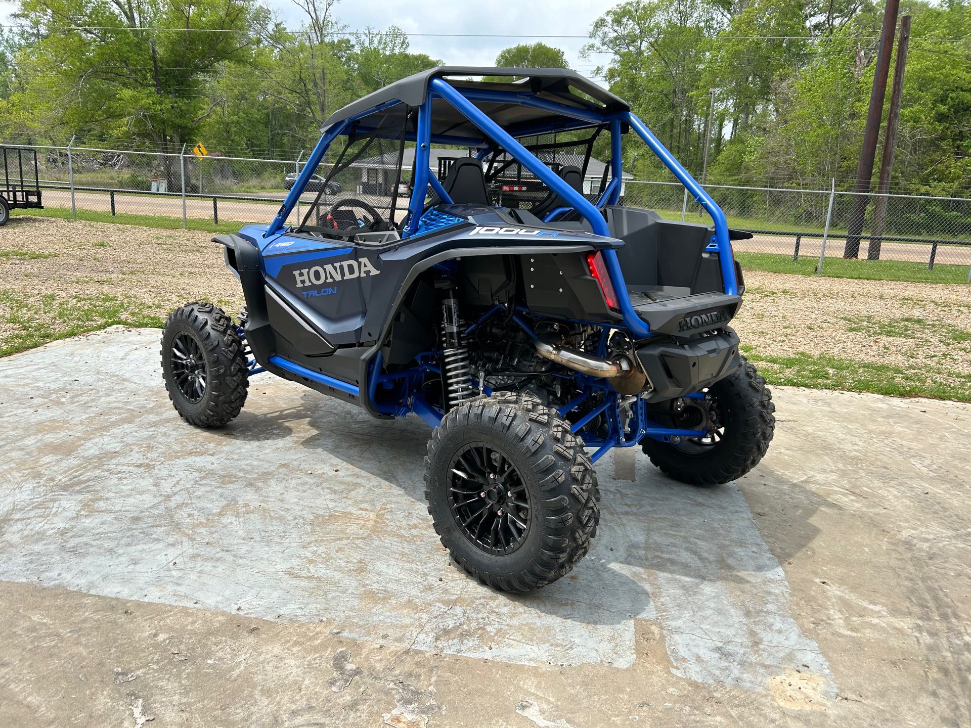 2024 HONDA SXS10S2RDR FOX Live Valve at ATV Zone, LLC