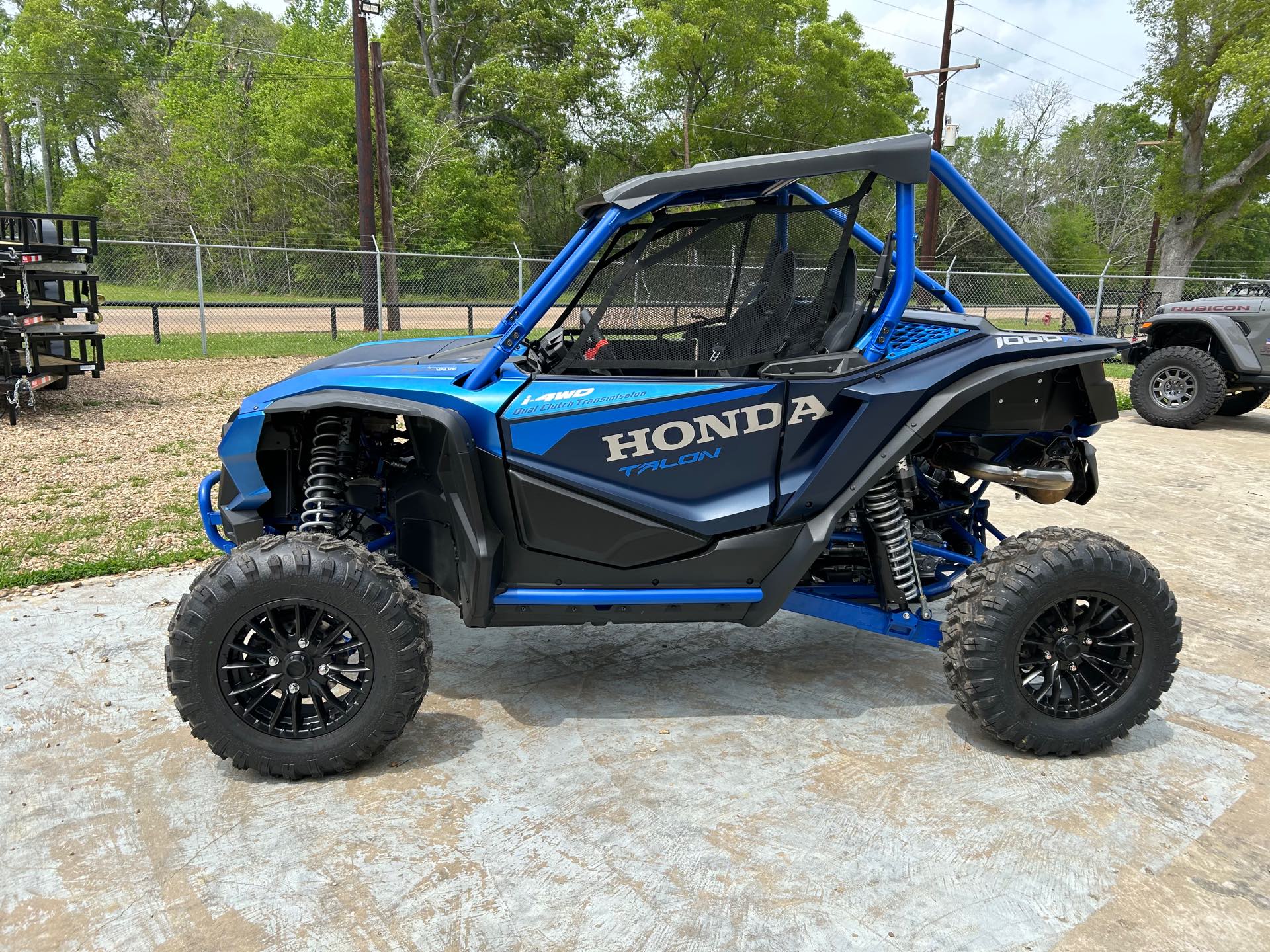 2024 HONDA SXS10S2RDR FOX Live Valve at ATV Zone, LLC