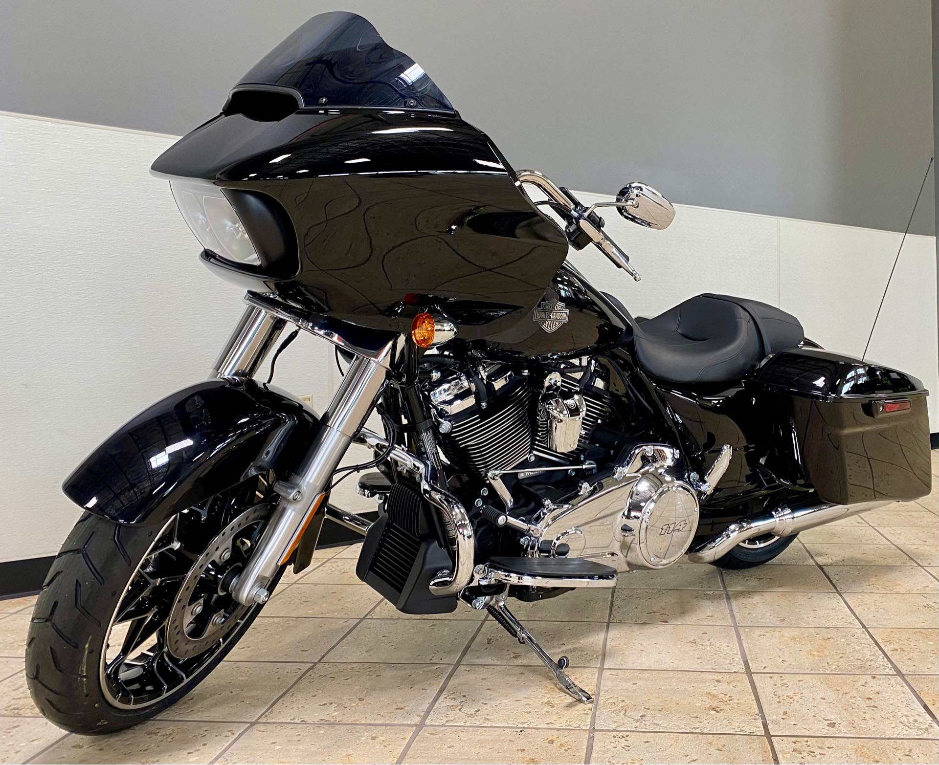 2023 Harley-Davidson Road Glide Special at Destination Harley-Davidson®, Tacoma, WA 98424