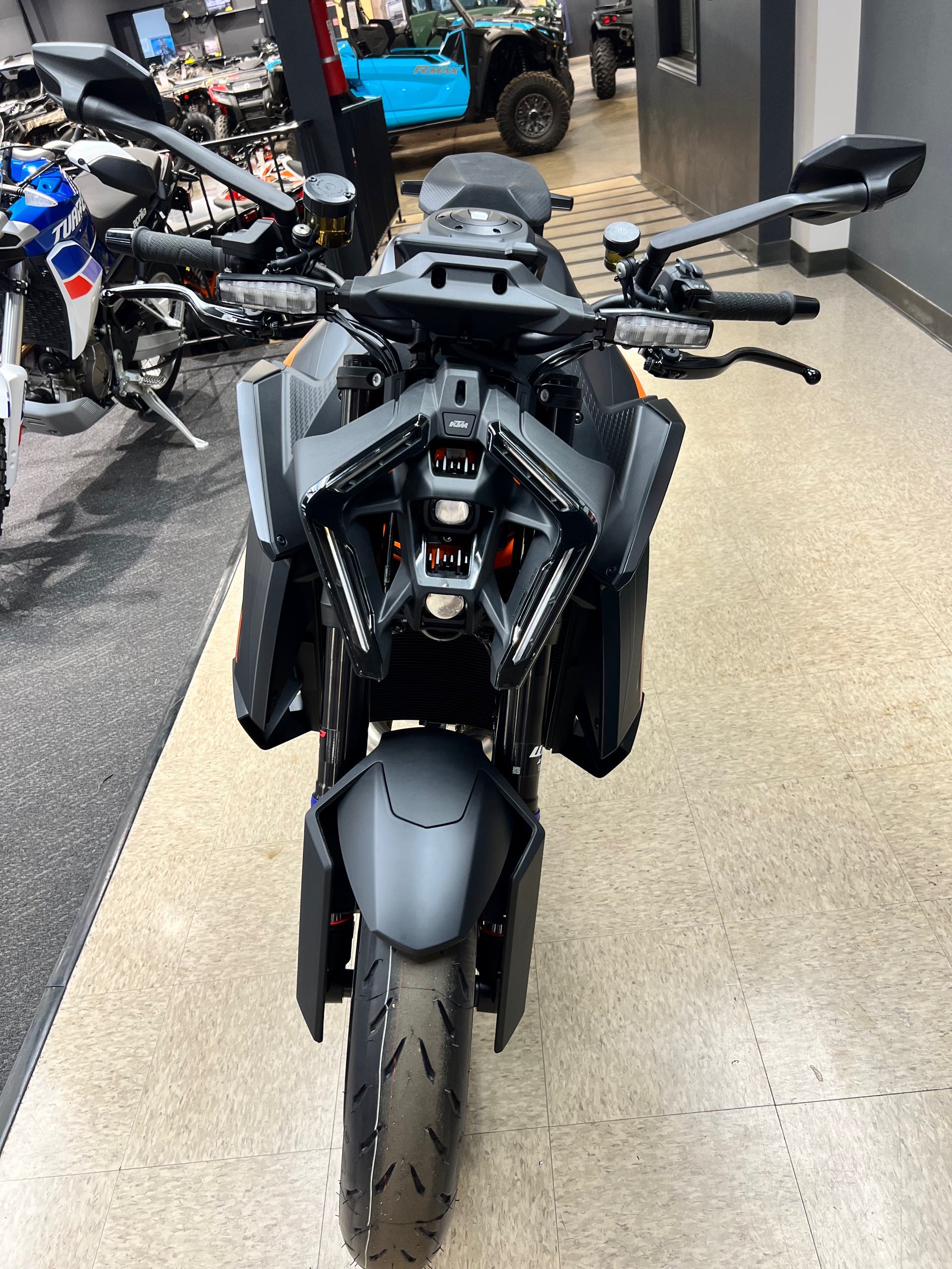 2024 KTM Super Duke 1390 R EVO at Sloans Motorcycle ATV, Murfreesboro, TN, 37129