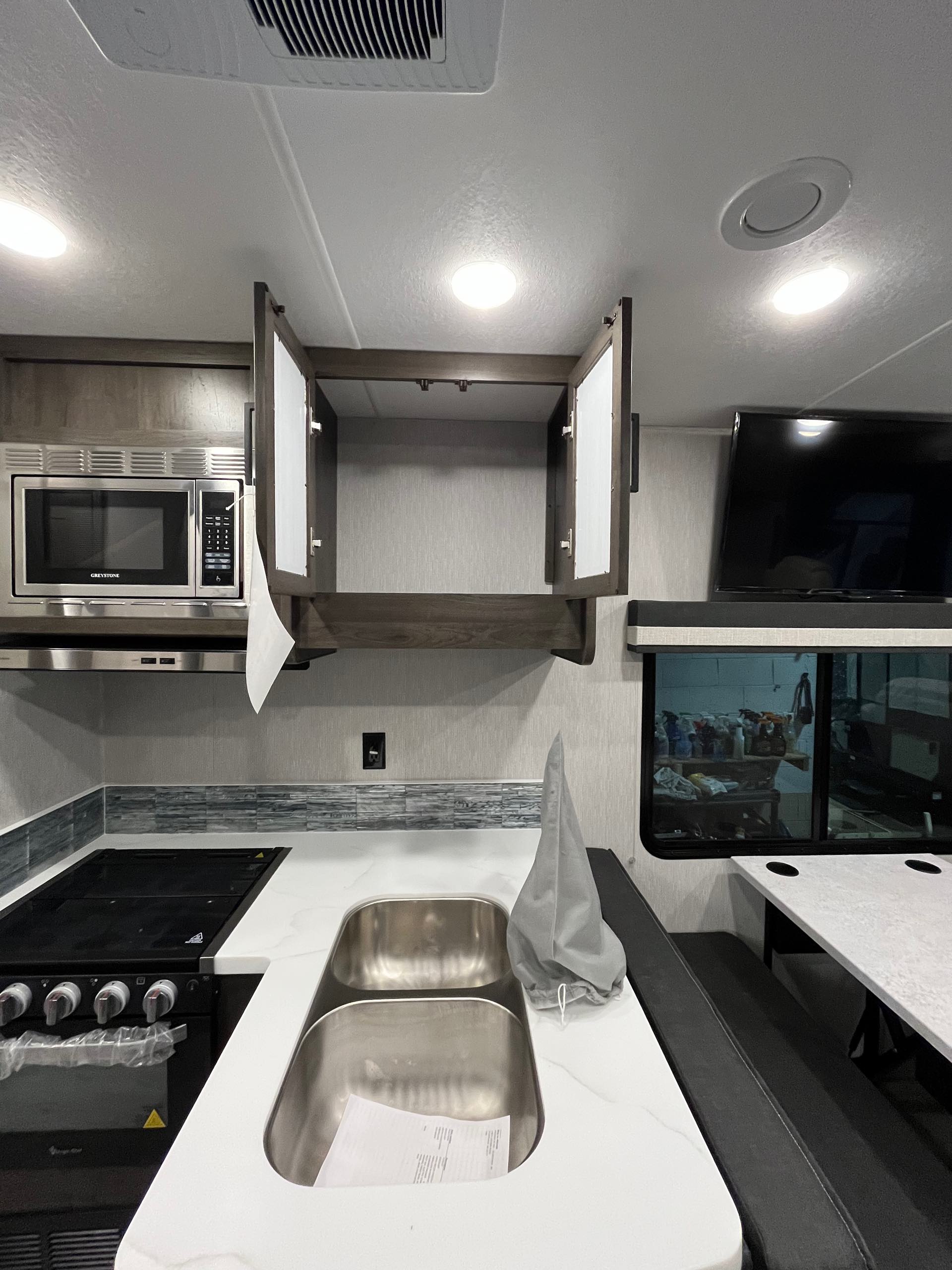 2023 Coachmen Pursuit 27XPS at Prosser's Premium RV Outlet