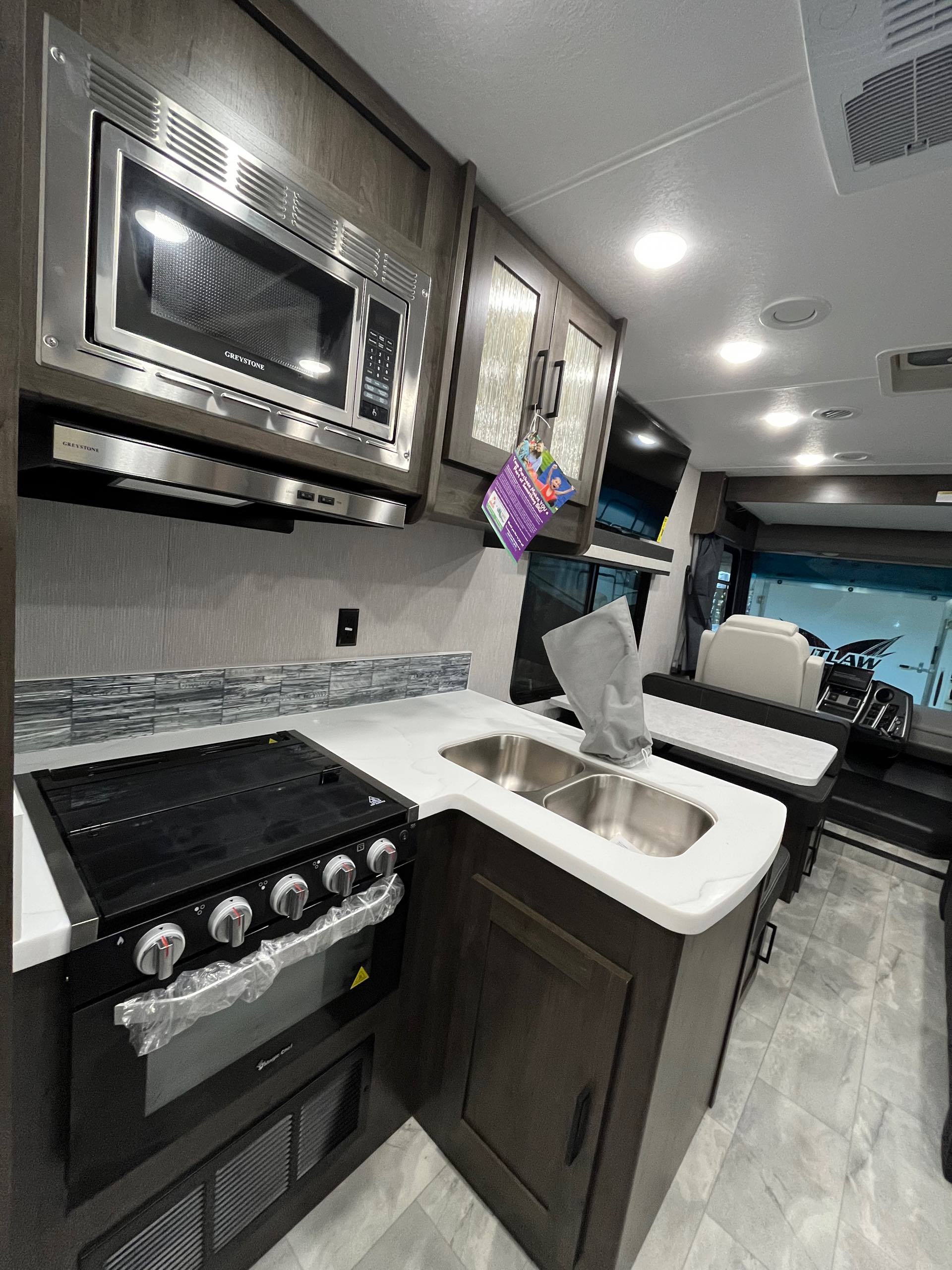 2023 Coachmen Pursuit 27XPS at Prosser's Premium RV Outlet