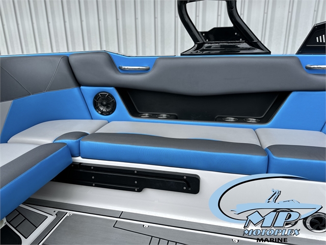 2019 Moomba Max Base at Lynnwood Motoplex, Lynnwood, WA 98037