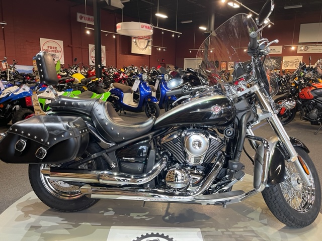 2016 Kawasaki Vulcan 900 Classic LT at Martin Moto