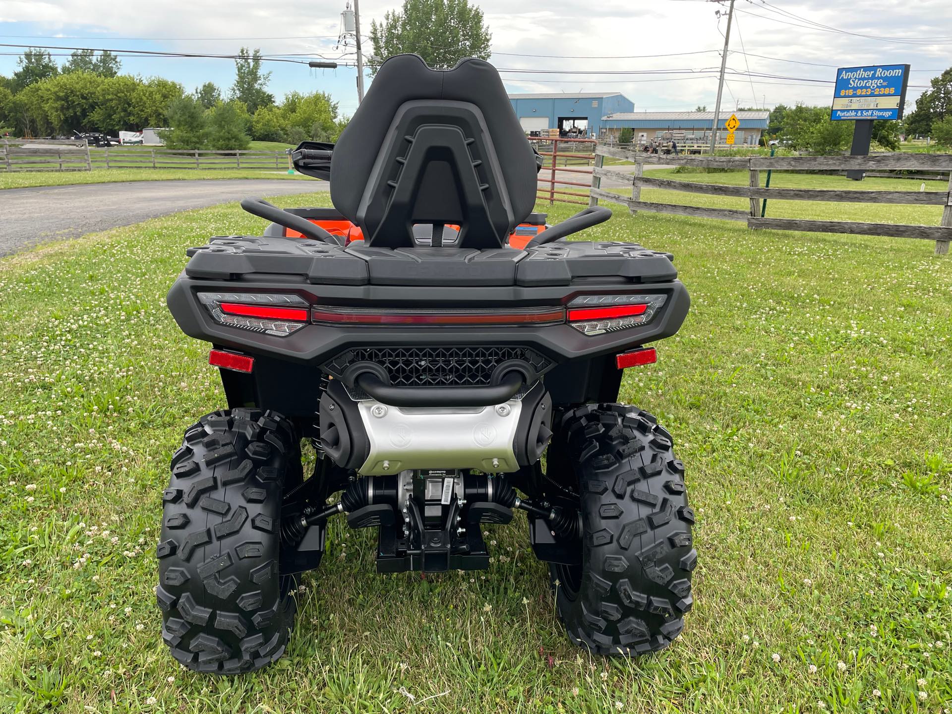 2024 CFMOTO CFORCE 800 Touring at Randy's Cycle