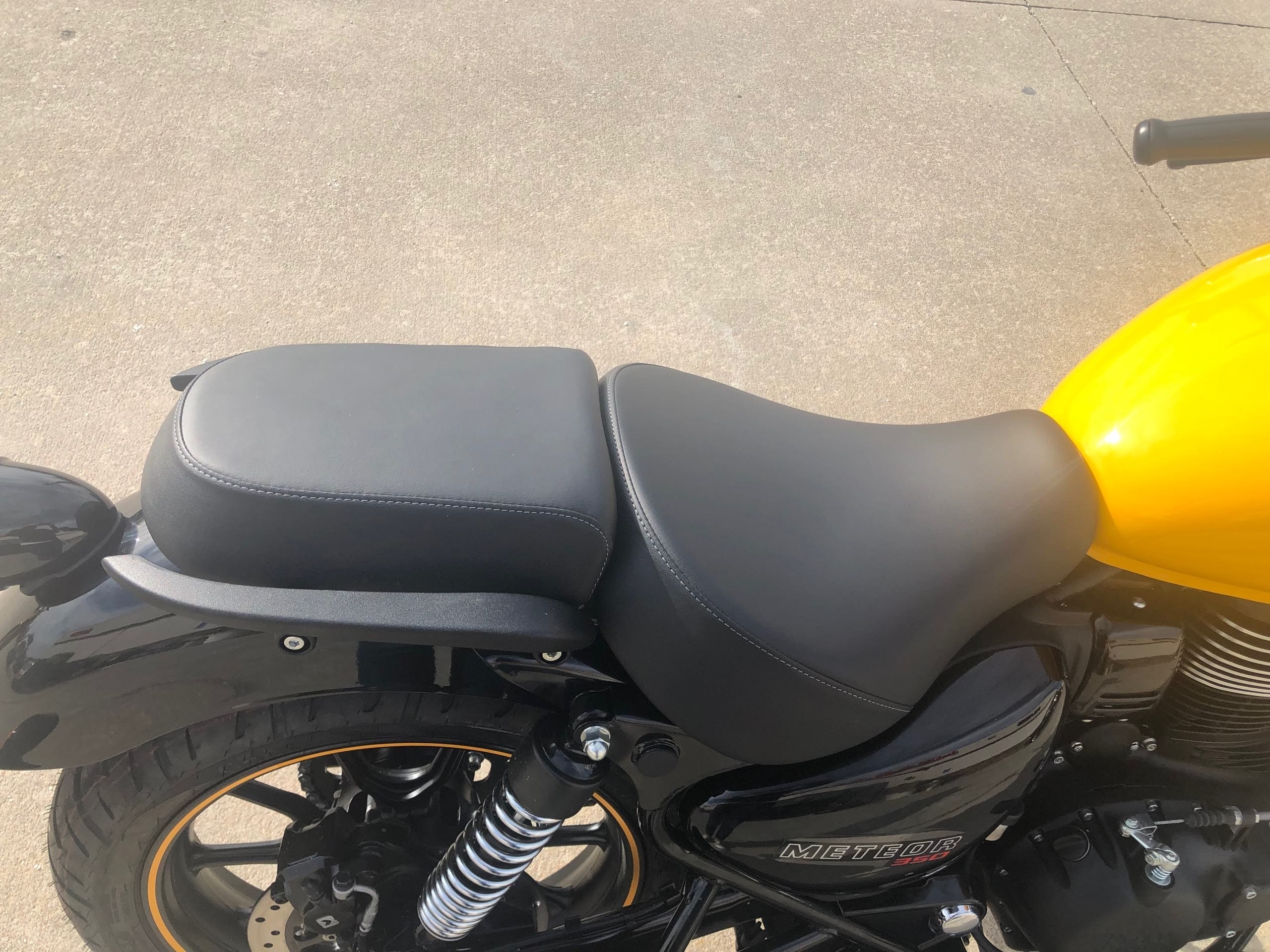 2022 Royal Enfield Meteor 350 at Head Indian Motorcycle