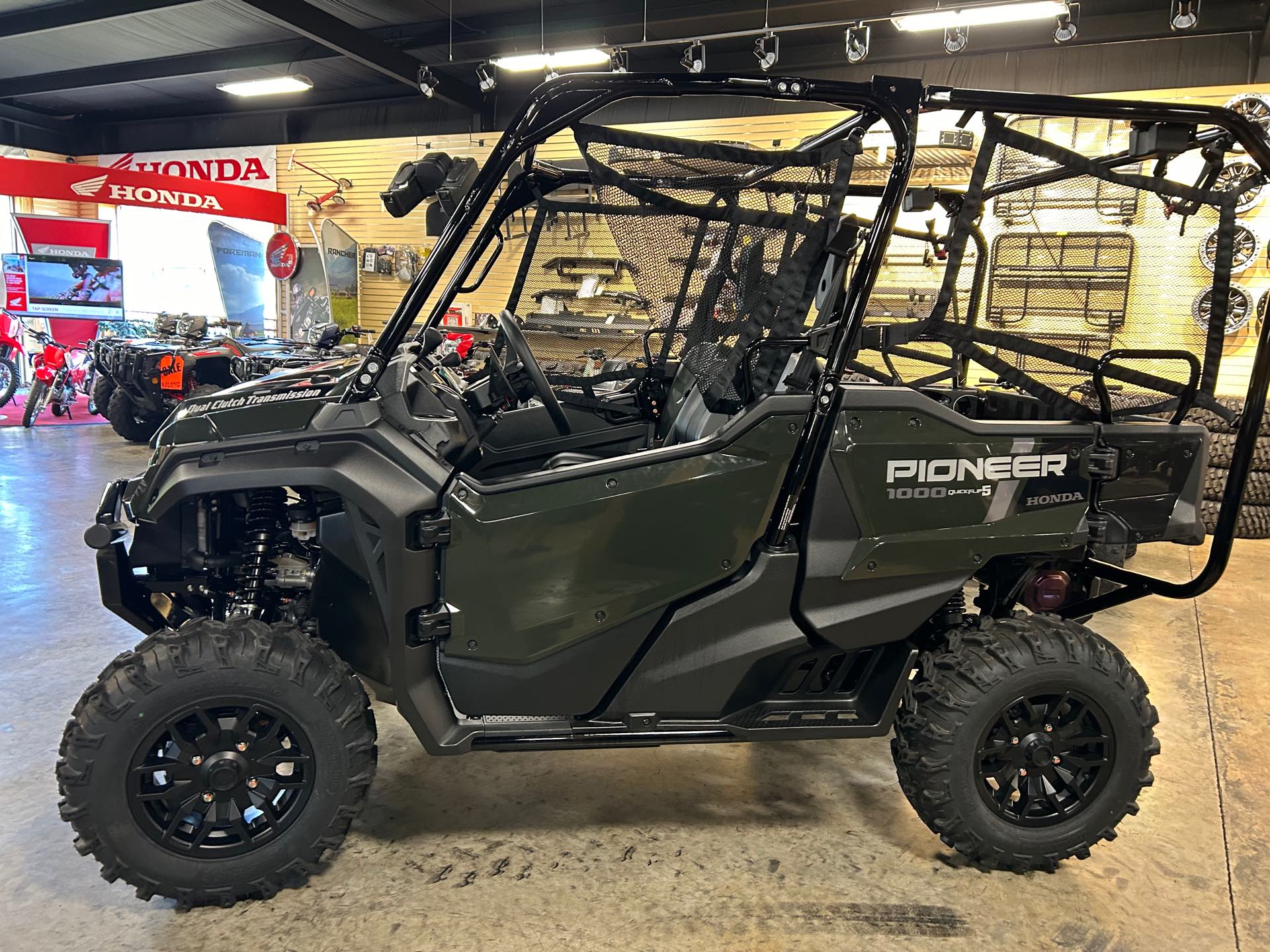 2024 HONDA SXS10M5DR Deluxe at ATV Zone, LLC