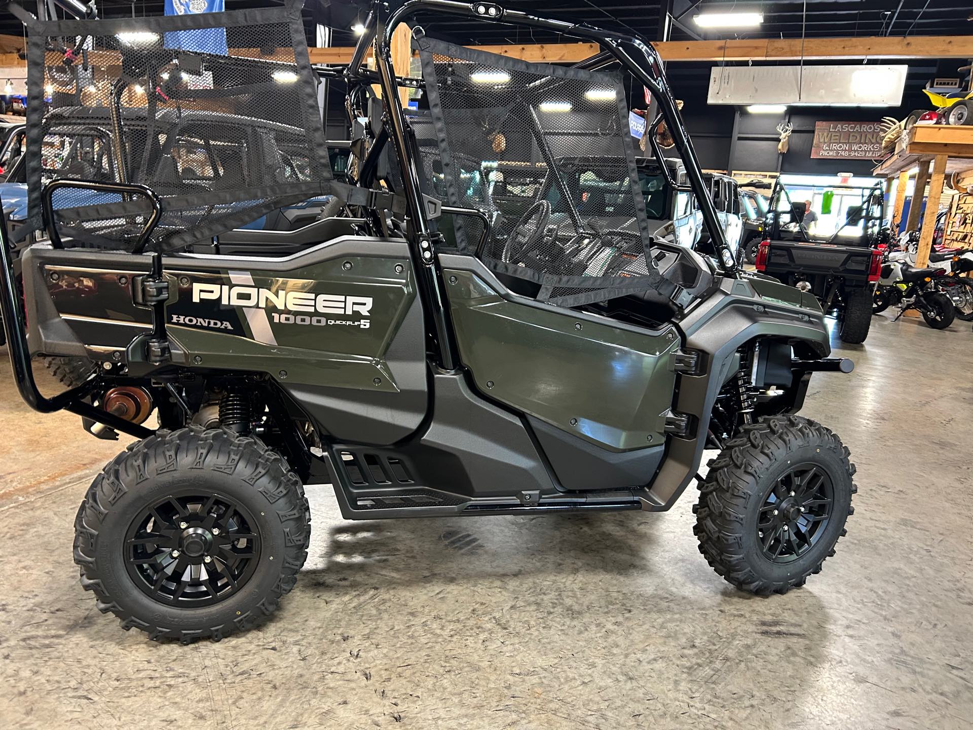 2024 HONDA SXS10M5DR Deluxe at ATV Zone, LLC