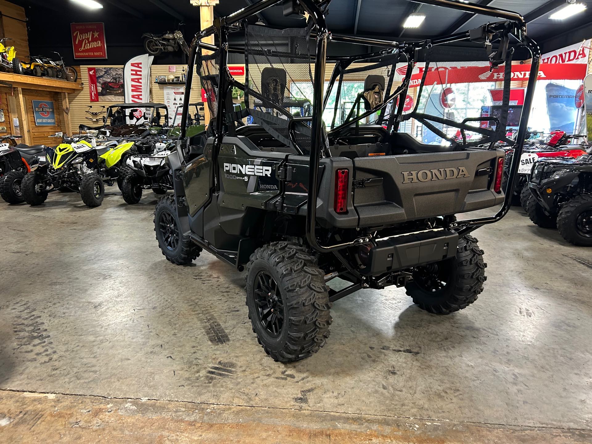 2024 HONDA SXS10M5DR Deluxe at ATV Zone, LLC