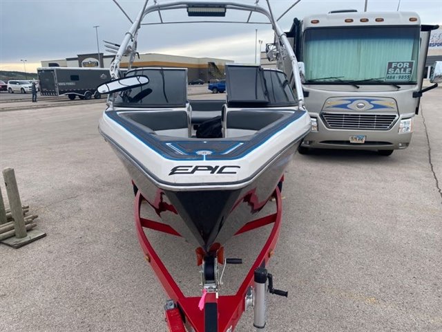 2008 EPIC Surf Boat at Mount Rushmore Motorsports