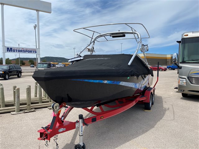 2008 EPIC Surf Boat at Mount Rushmore Motorsports