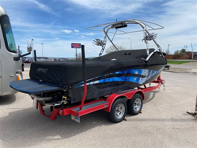 2008 EPIC Surf Boat at Mount Rushmore Motorsports