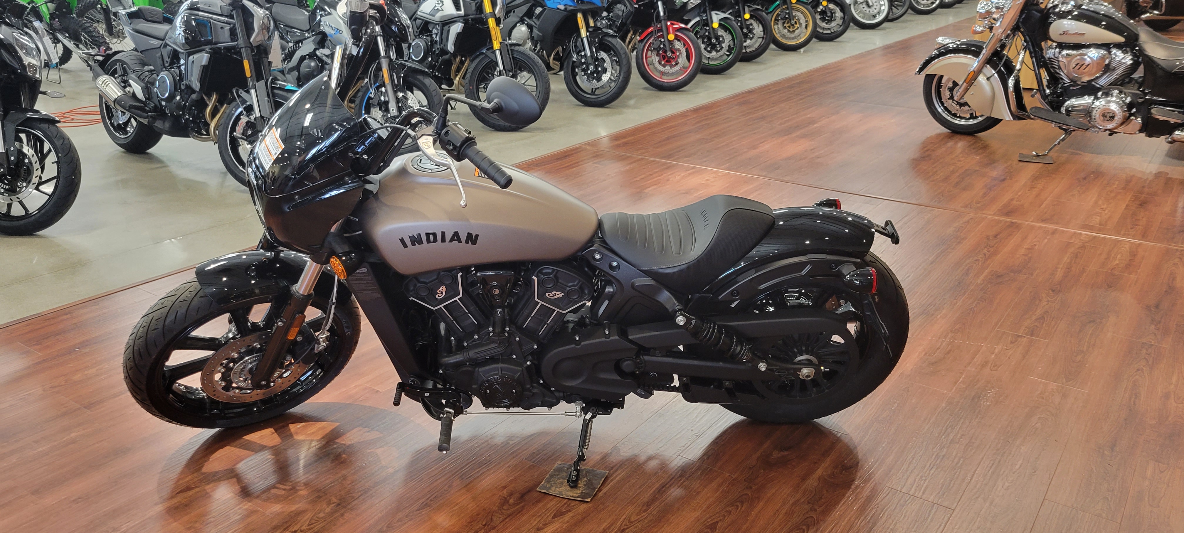 2022 Indian Motorcycle Scout Rogue Sixty at Brenny's Motorcycle Clinic, Bettendorf, IA 52722