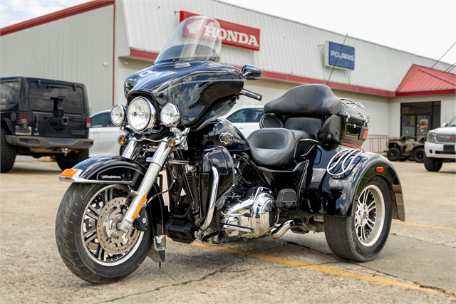 2013 Harley-Davidson Trike Tri Glide Ultra Classic at Friendly Powersports Baton Rouge
