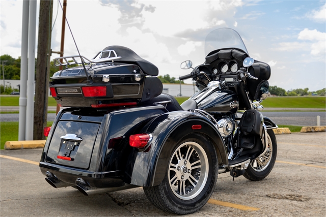 2013 Harley-Davidson Trike Tri Glide Ultra Classic at Friendly Powersports Baton Rouge