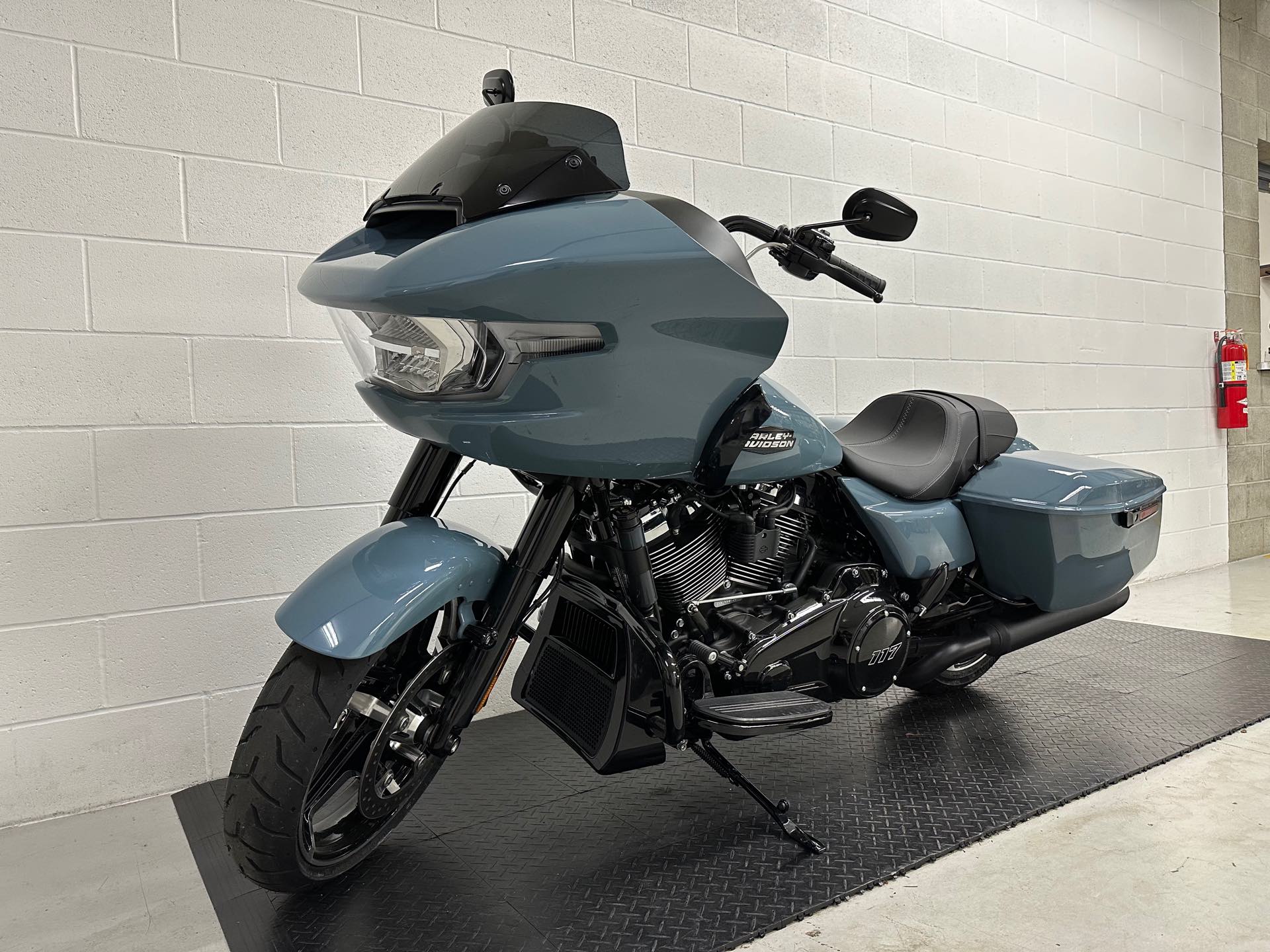 2024 Harley-Davidson Road Glide Base at Destination Harley-Davidson®, Silverdale, WA 98383