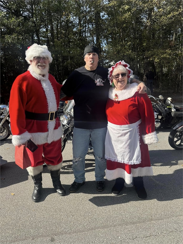 2024 Santa Selfies Photos at Smoky Mountain HOG