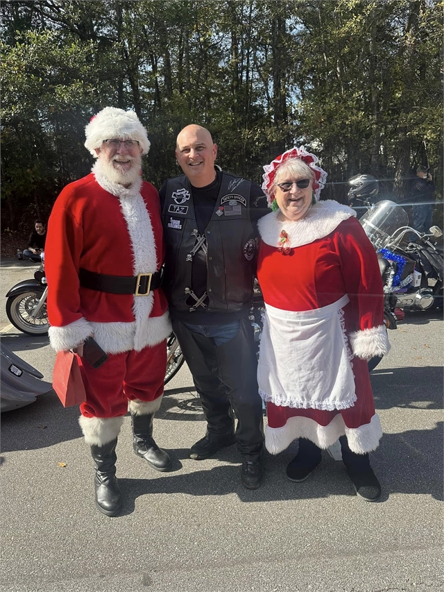 2024 Santa Selfies Photos at Smoky Mountain HOG