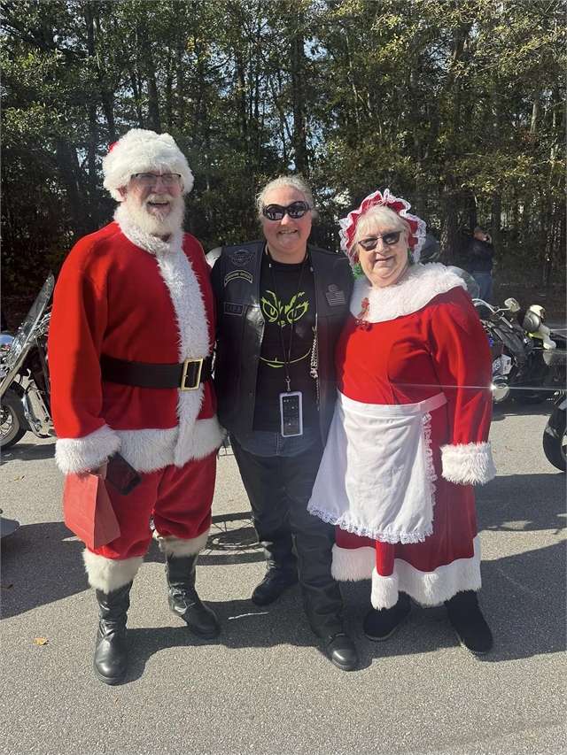 2024 Santa Selfies Photos at Smoky Mountain HOG