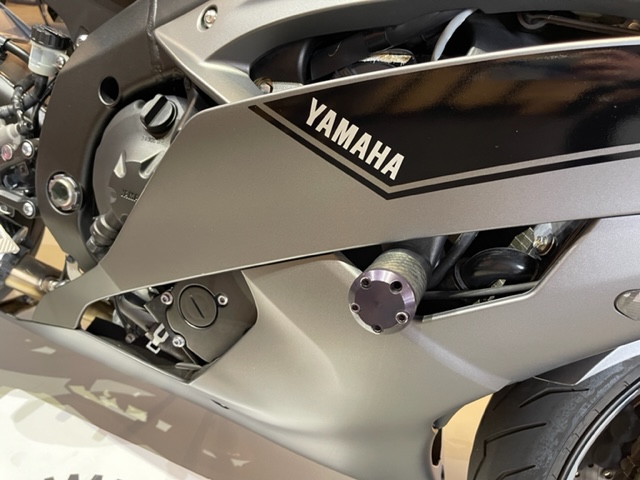 2016 Yamaha YZF R6 at Martin Moto
