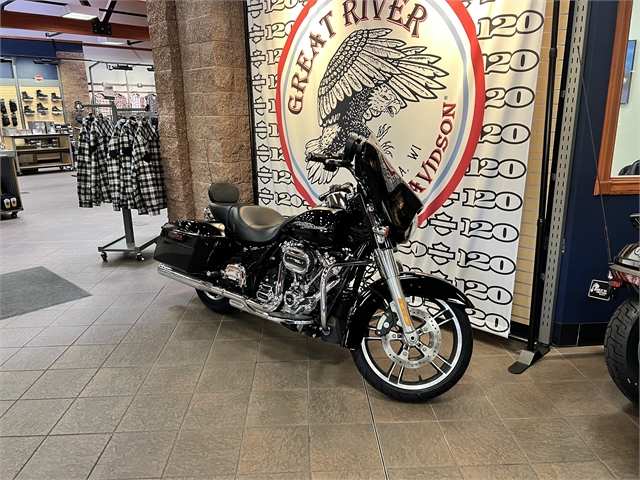 2017 Harley-Davidson Street Glide Special at Great River Harley-Davidson