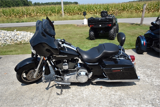 2009 Harley-Davidson Street Glide Base at Thornton's Motorcycle - Versailles, IN