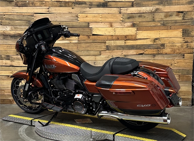 2023 Harley-Davidson Street Glide CVO