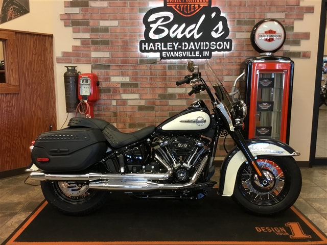 2019 Harley-Davidson FLHCS | Bud's Harley-Davidson