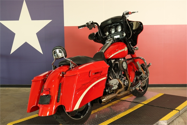 2010 Harley-Davidson Street Glide CVO at Texas Harley