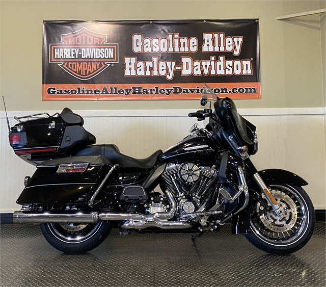 2013 Harley-Davidson Electra Glide Ultra Limited at Gasoline Alley Harley-Davidson