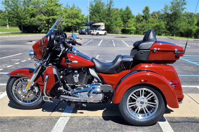 2024 Harley-Davidson Trike Tri Glide Ultra at All American Harley-Davidson, Hughesville, MD 20637