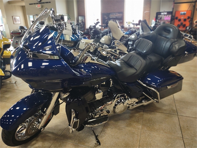 2015 Harley-Davidson Road Glide CVO Ultra at M & S Harley-Davidson