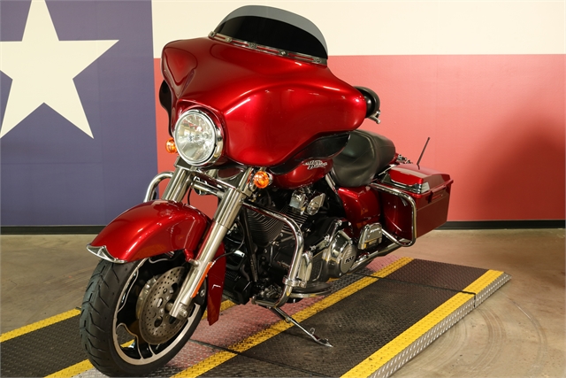 2013 Harley-Davidson Street Glide Base at Texas Harley