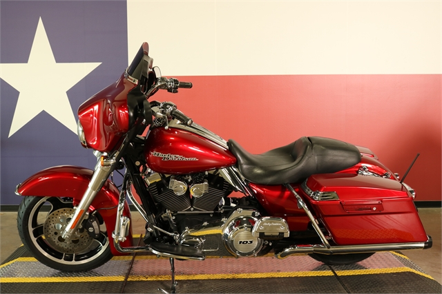 2013 Harley-Davidson Street Glide Base at Texas Harley