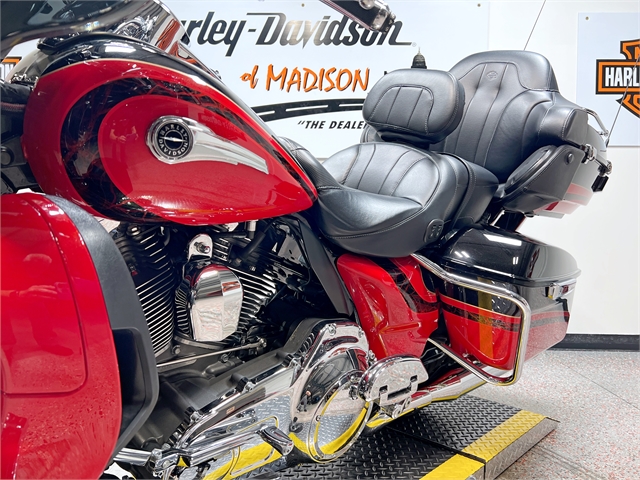 2016 Harley-Davidson Electra Glide CVO Limited at Harley-Davidson of Madison