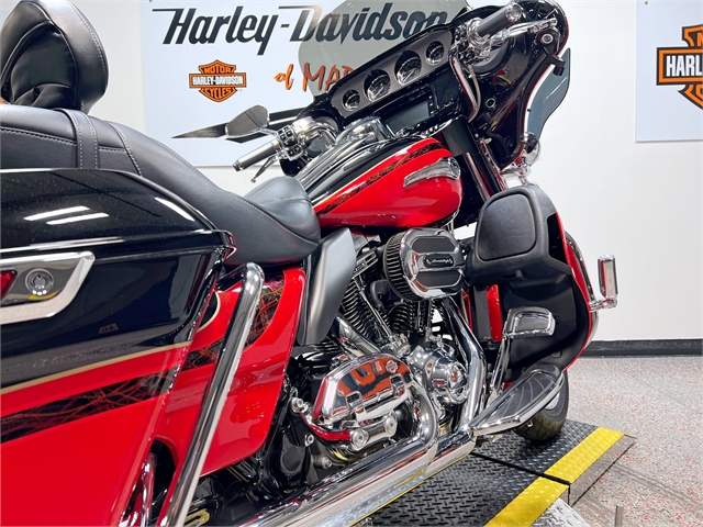 2016 Harley-Davidson Electra Glide CVO Limited at Harley-Davidson of Madison