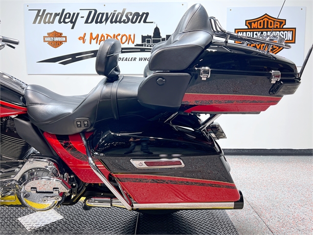 2016 Harley-Davidson Electra Glide CVO Limited at Harley-Davidson of Madison