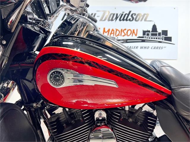 2016 Harley-Davidson Electra Glide CVO Limited at Harley-Davidson of Madison