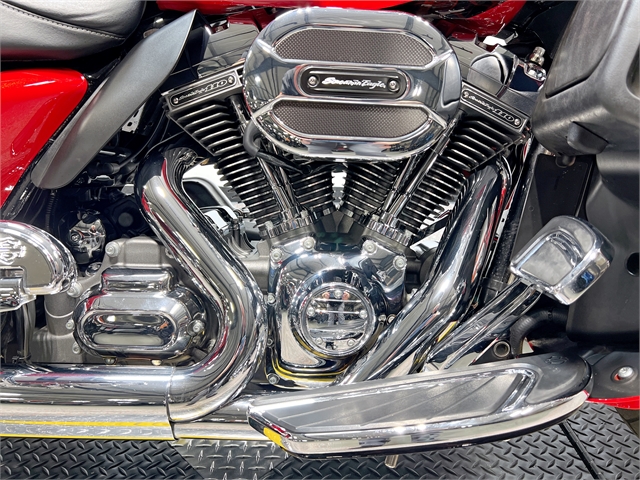 2016 Harley-Davidson Electra Glide CVO Limited at Harley-Davidson of Madison