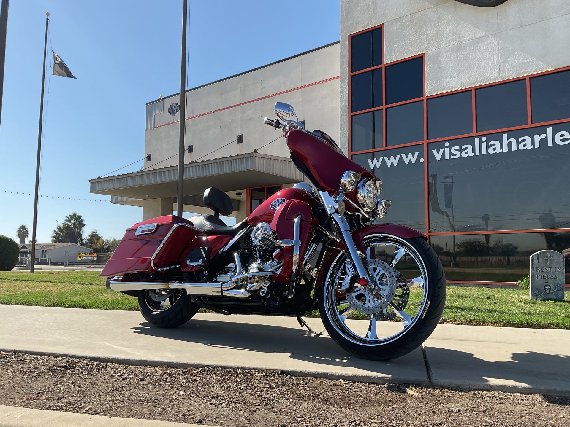 2013 Harley-Davidson Electra Glide Ultra Classic at Visalia Harley-Davidson