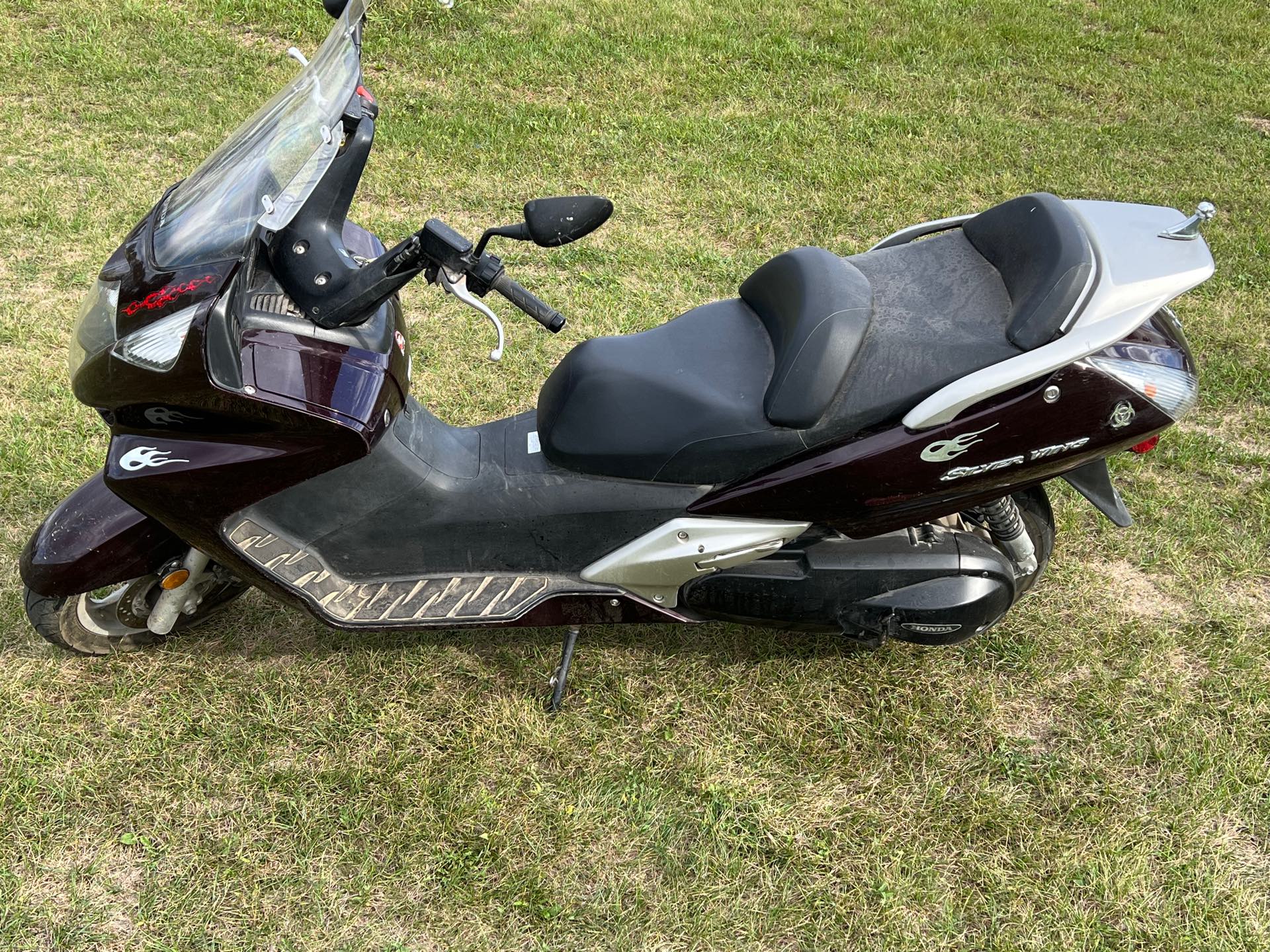 2004 Honda Silver Wing Base at Interlakes Sport Center