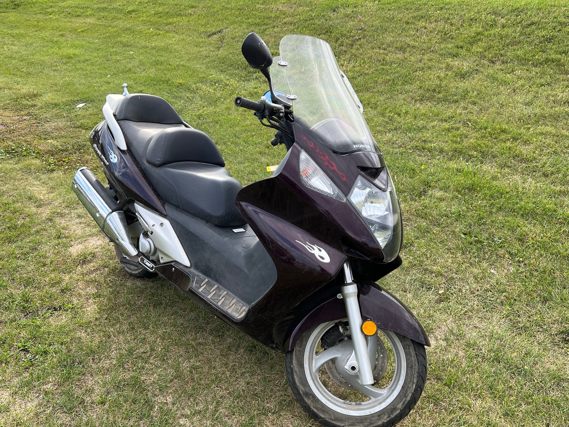 2004 Honda Silver Wing Base at Interlakes Sport Center