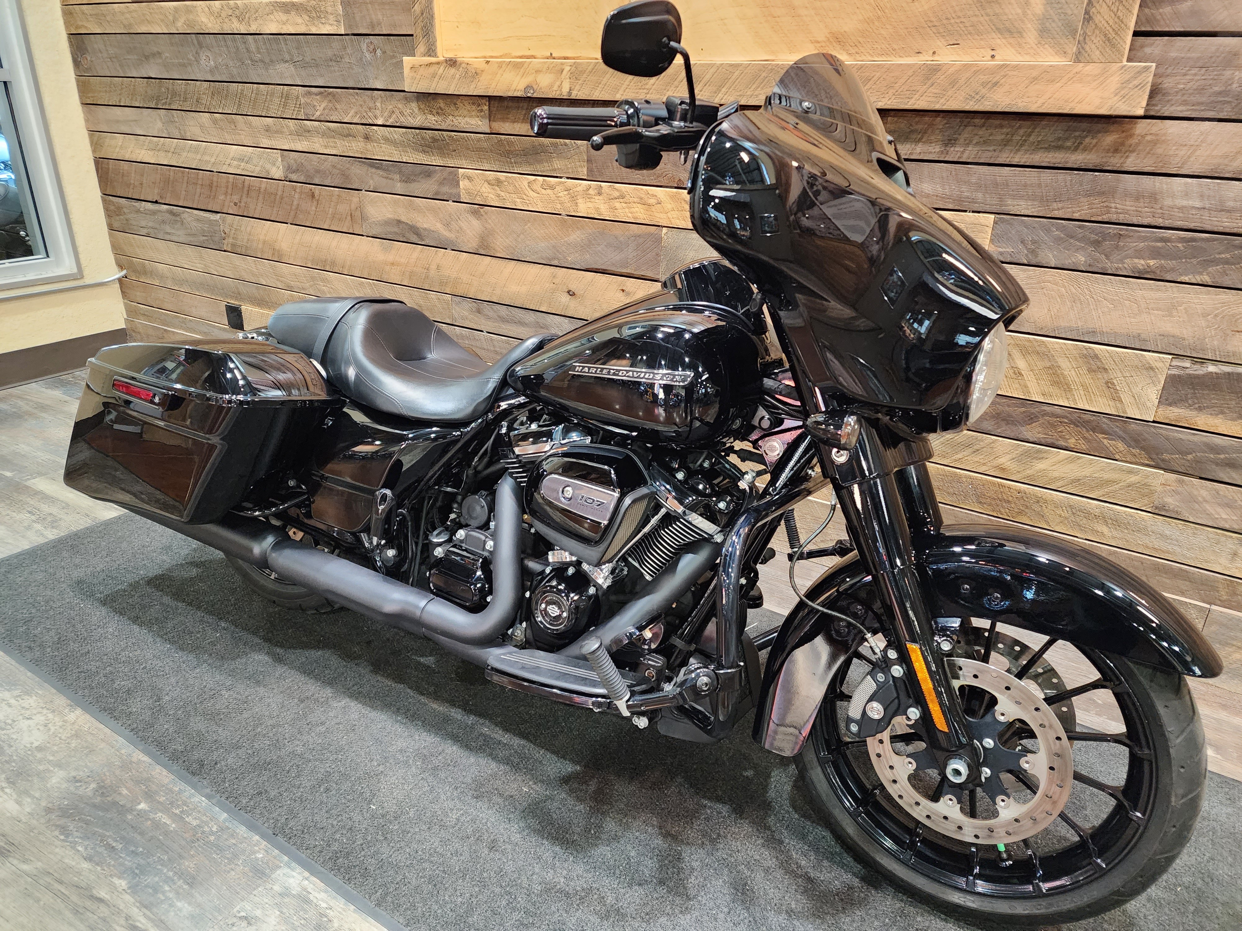 2018 Harley-Davidson Street Glide Special at Bull Falls Harley-Davidson