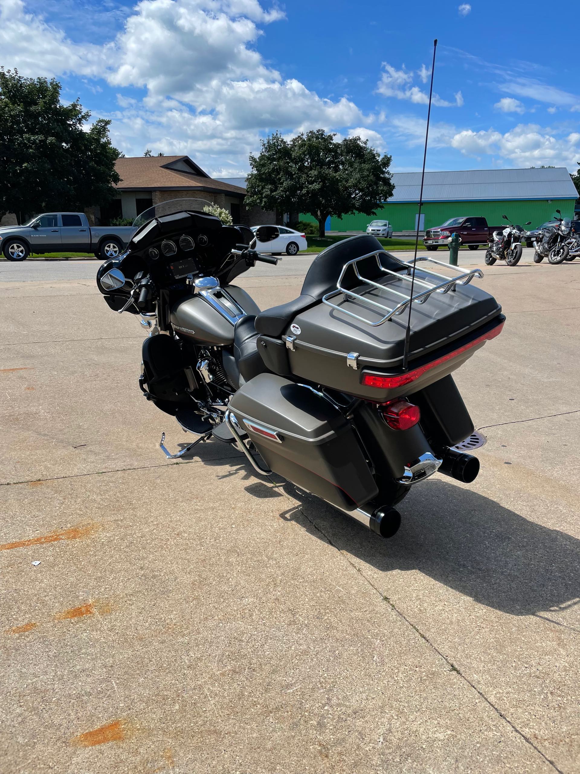 2018 Harley-Davidson Electra Glide Ultra Limited Low at Rod's Ride On Powersports