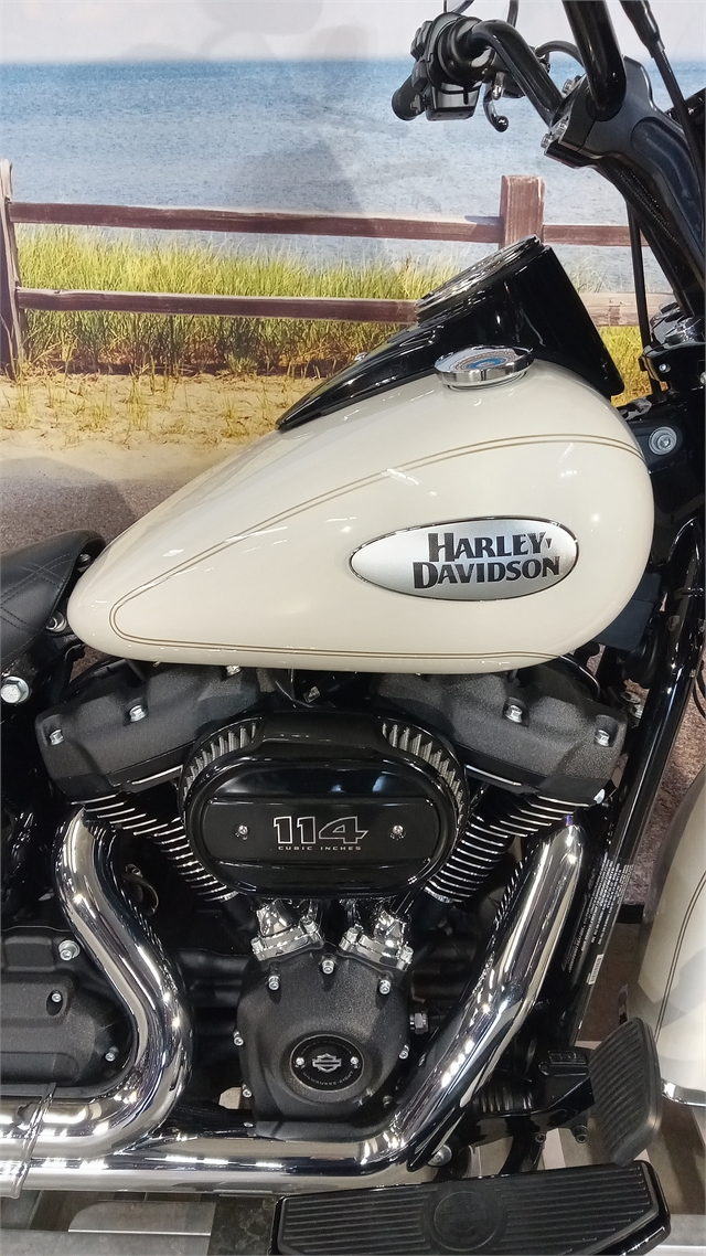 2022 Harley-Davidson FLHCS at Hot Rod Harley-Davidson