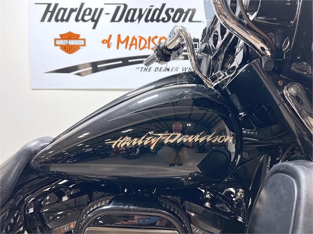 2017 Harley-Davidson Street Glide CVO Street Glide at Harley-Davidson of Madison