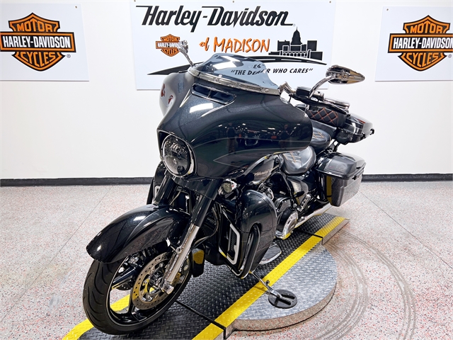 2017 Harley-Davidson Street Glide CVO Street Glide at Harley-Davidson of Madison