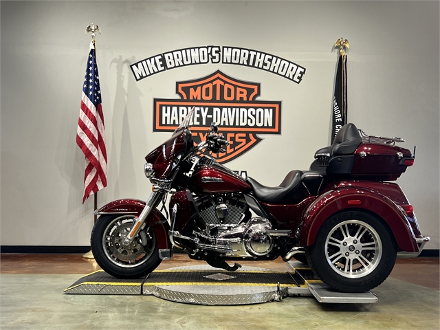 2016 Harley-Davidson Trike Tri Glide Ultra at Mike Bruno's Northshore Harley-Davidson