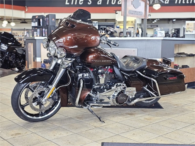 2019 Harley-Davidson Electra Glide CVO Limited at Destination Harley-Davidson®, Tacoma, WA 98424
