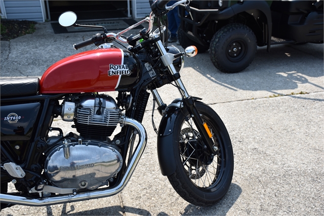 2020 Royal Enfield Twins INT650 at Thornton's Motorcycle - Versailles, IN